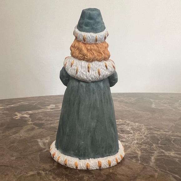 Maud Humphrey Bogart Winter Days Figurine - Picture 6 of 10